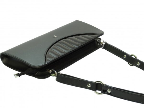 889 black l