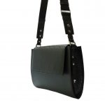 890 b black